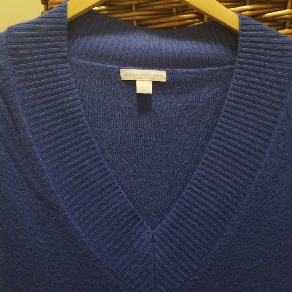 V-Neck Sweater - Picture 2 of 4